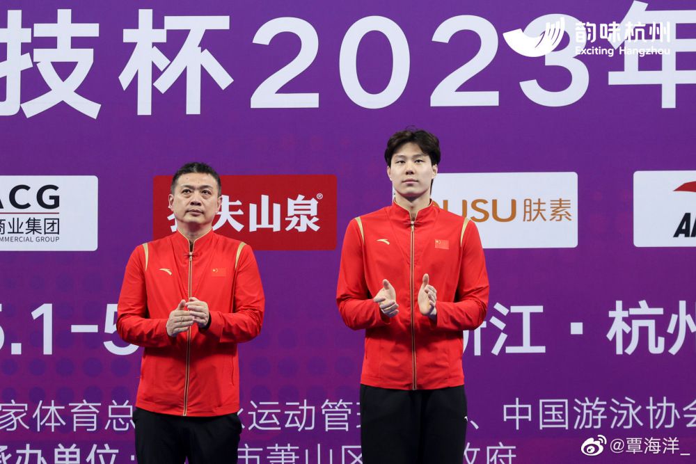 叶辰脑海中瞬间浮上《九玄天经》的内容，其中确实对虺、蛟、龙，以及角龙、应龙有过记载。